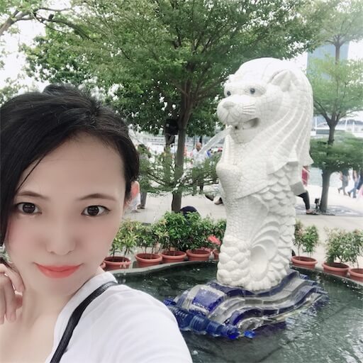 シンガポール